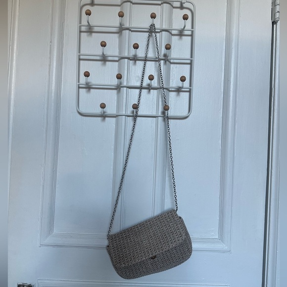 L’Intervalle Clutch - Picture 3 of 3